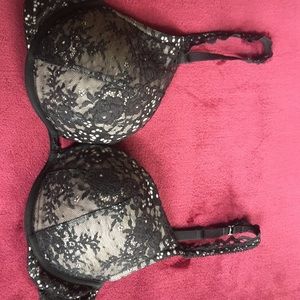 Victoria’s Secret Push-Up lace Bra
